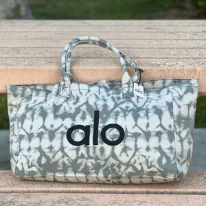 ALO Yoga Large Tote. NWT!